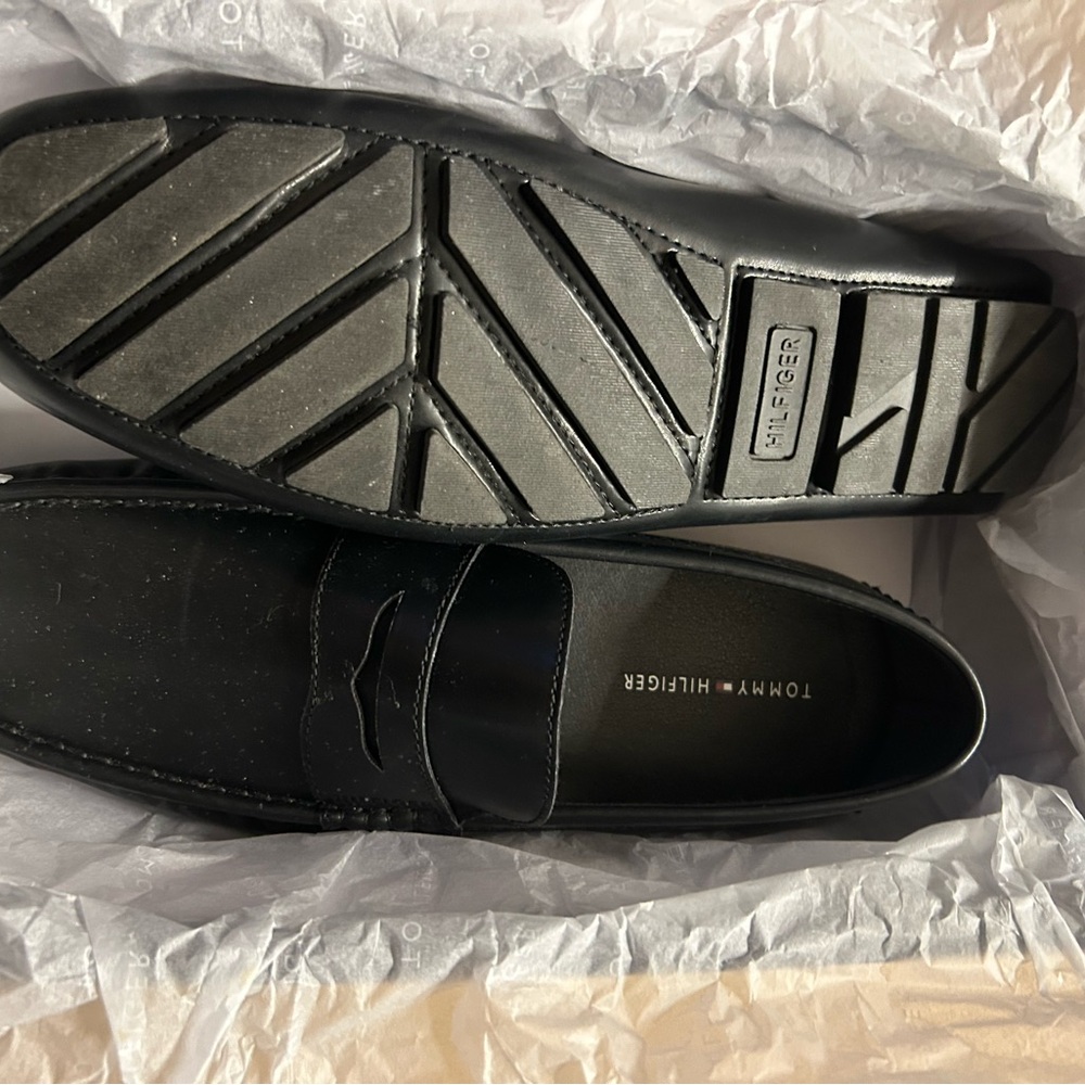 Tommy Hilfiger Men's Black Loafers